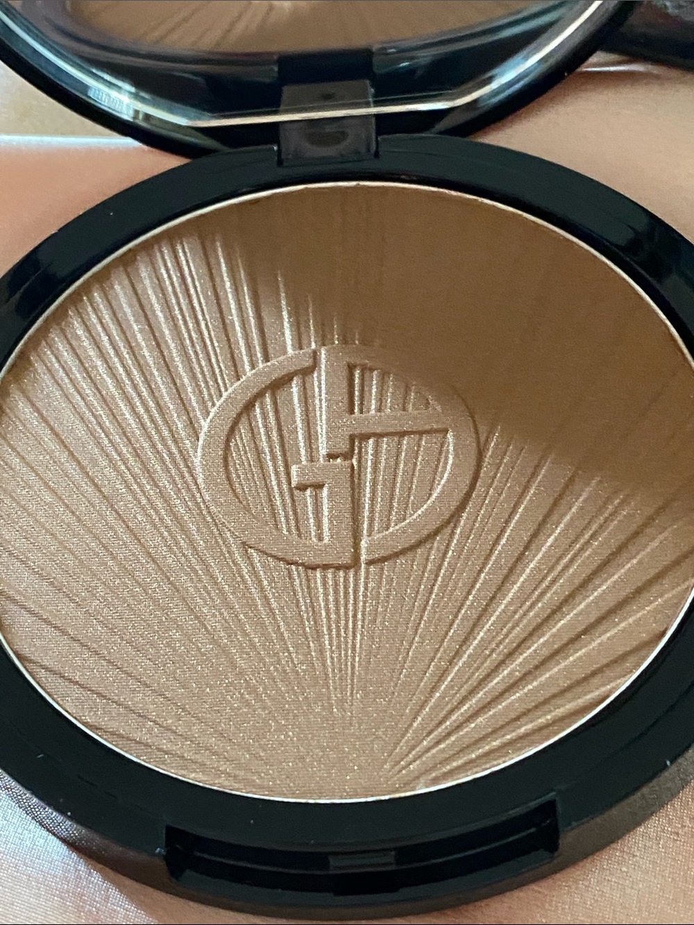 Giorgio Armani Luminous Silk Sunlit Bronzing Powder 110 Warm Tan With Glow limit - Picture 2 of 6